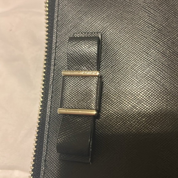 Coach Darcy Bow East West Crossbody Black NWOT - Picture 2 of 12